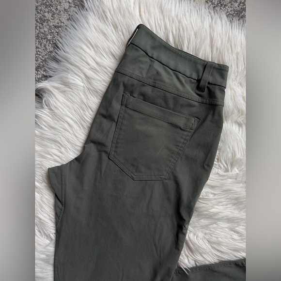 Lululemon ABC 5-pocket pants - Picture 3 of 7